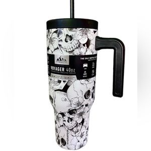 Hydrapeak voyager skull insulated 40 oz tumbler limited edition HTF NWT